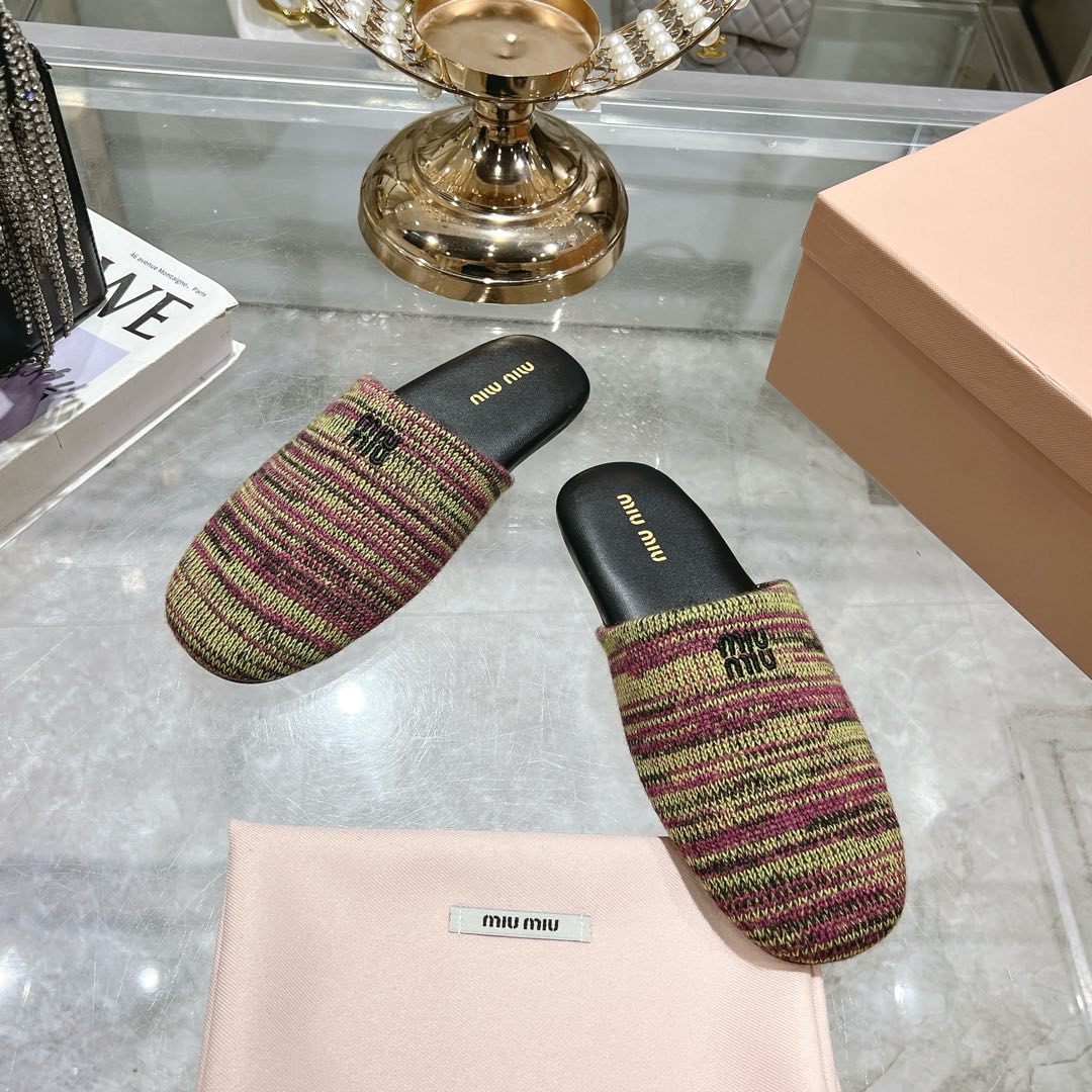 Miu Miu Wool slippers - DopestKickz