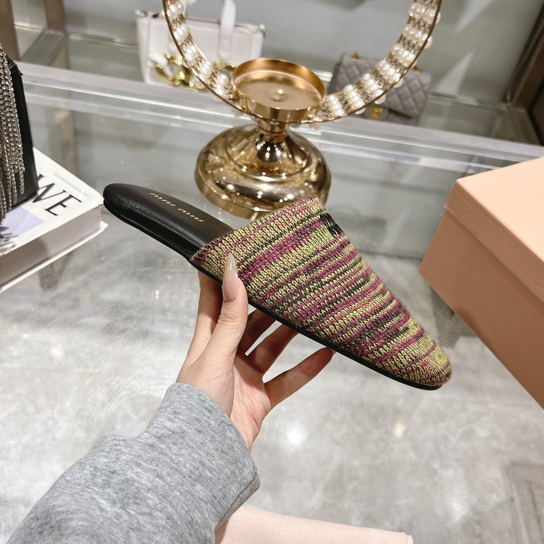 Miu Miu Wool slippers - DopestKickz