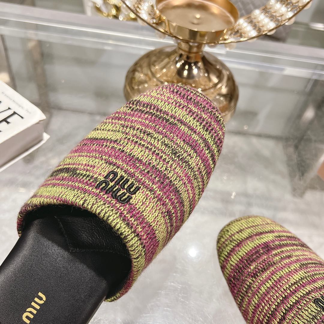 Miu Miu Wool slippers - DopestKickz