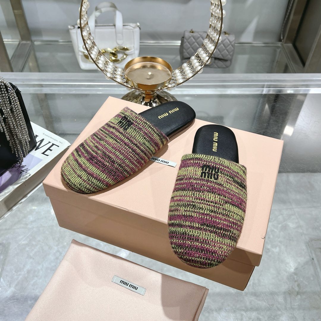 Miu Miu Wool slippers - DopestKickz