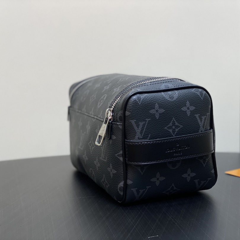 Louis Vuitton Toiletry Bag  M11510 - DopestKickz