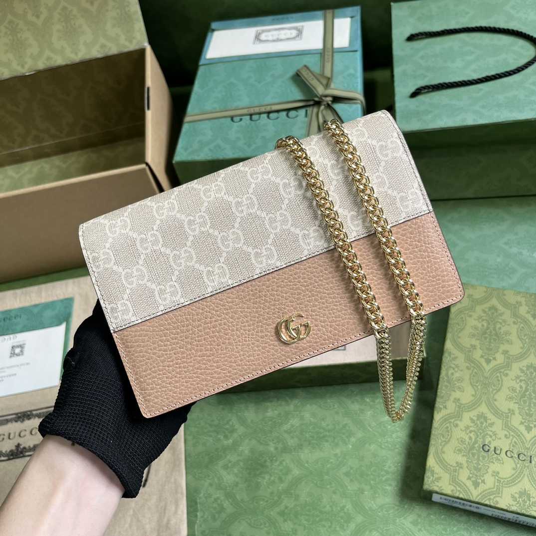 Gucci GGG Marmont Mini Chain Wallet - DopestKickz