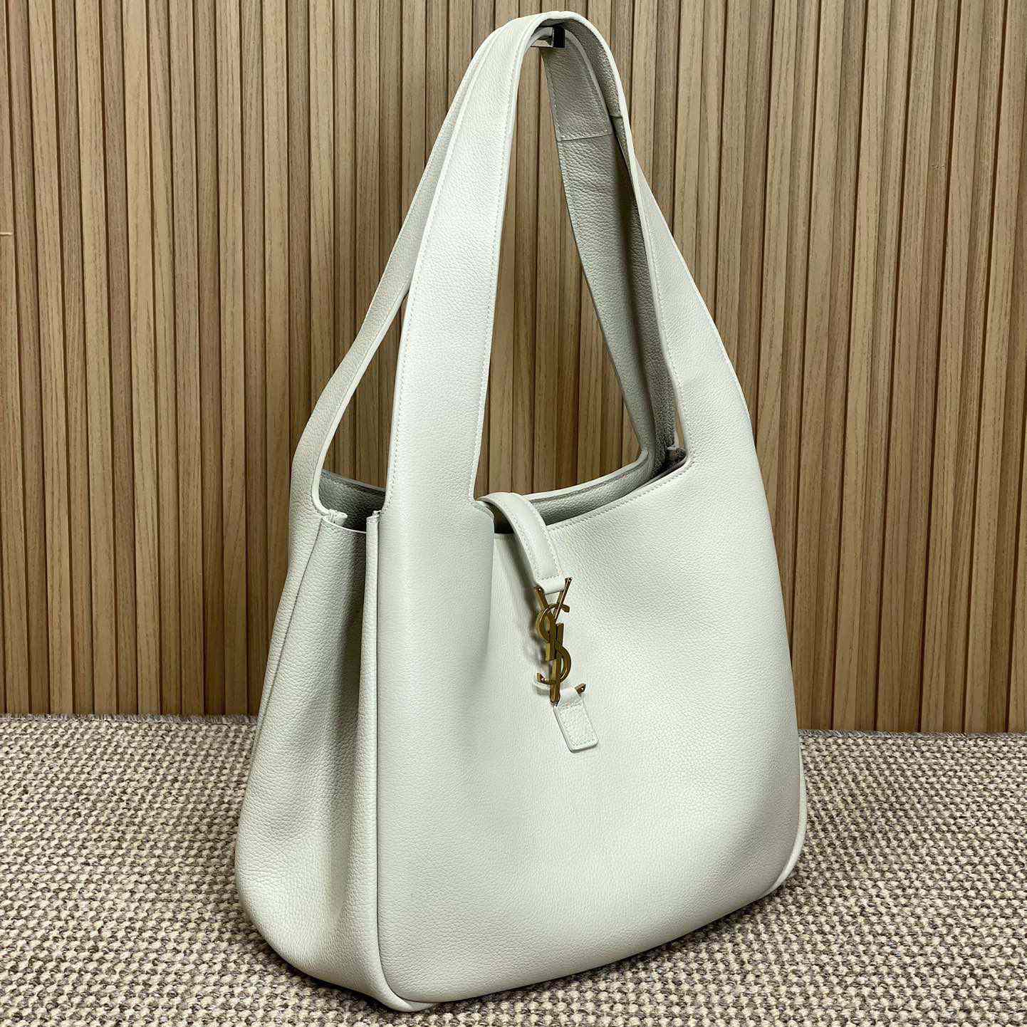 Saint Laurent Le 5 À 7 Bea In Grained Leather - DopestKickz