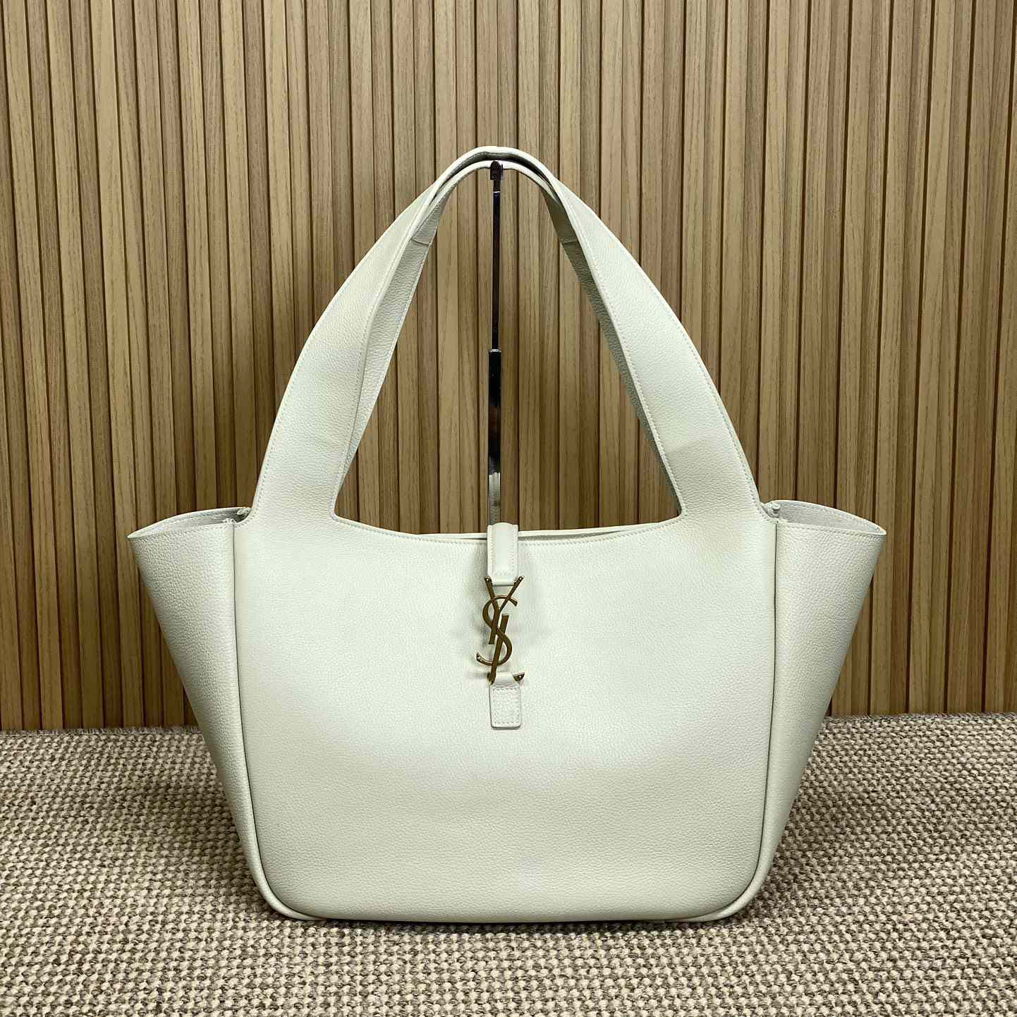 Saint Laurent Le 5 À 7 Bea In Grained Leather - DopestKickz