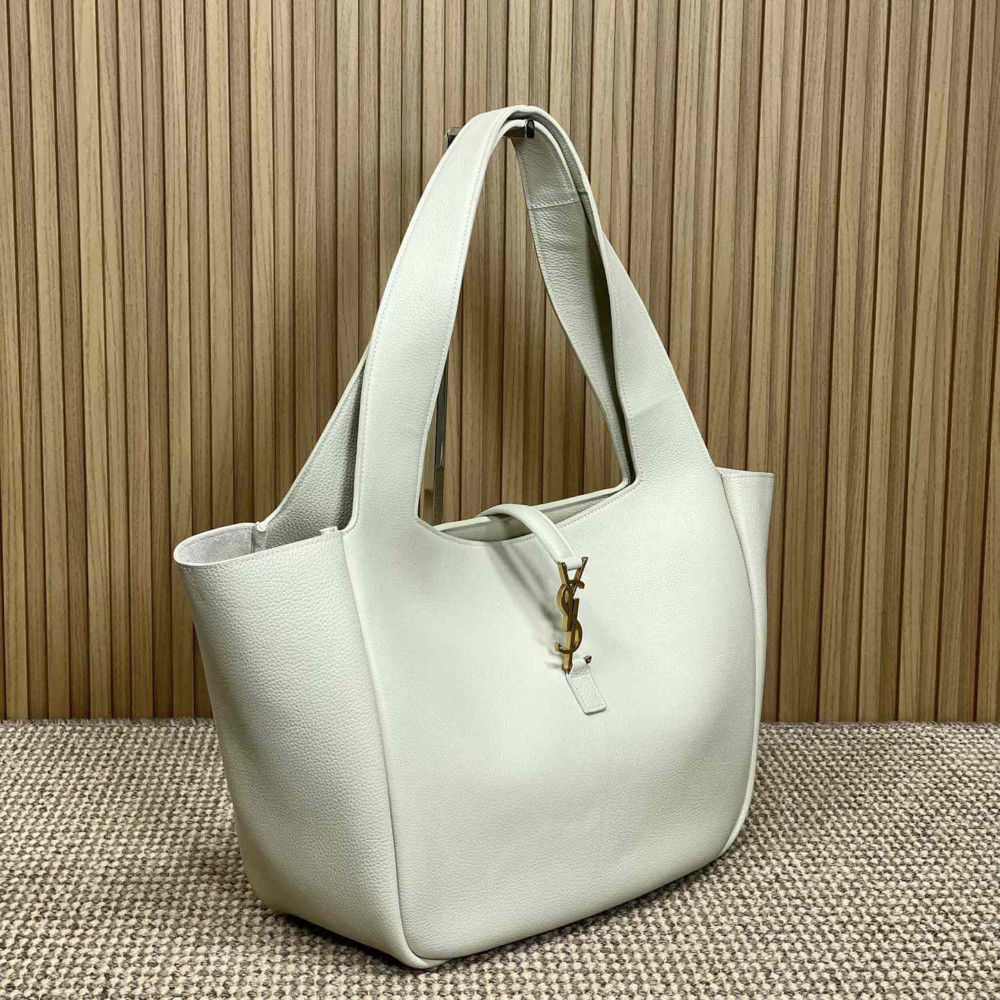 Saint Laurent Le 5 À 7 Bea In Grained Leather - DopestKickz