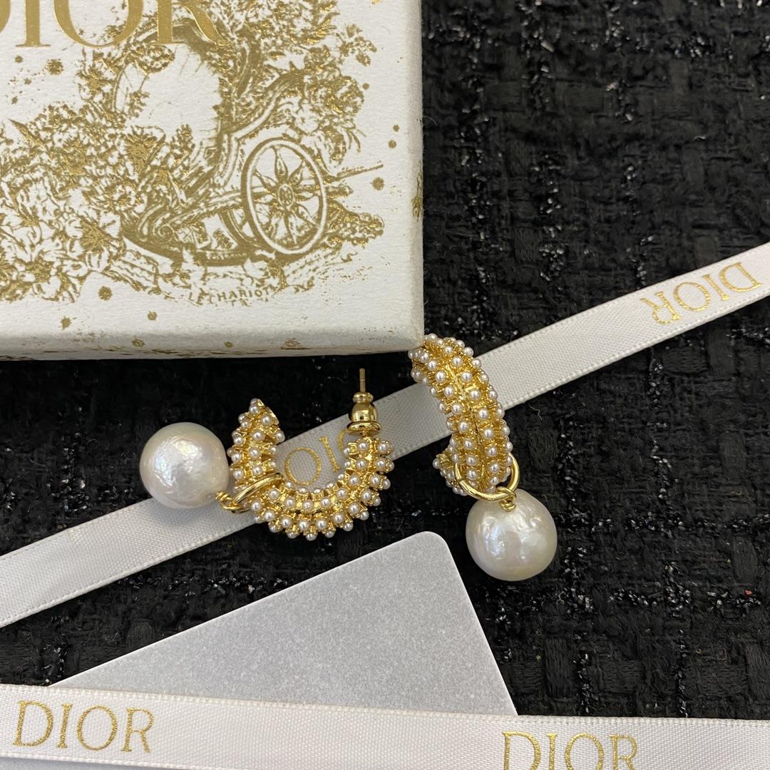 Dior Earrings - DopestKickz
