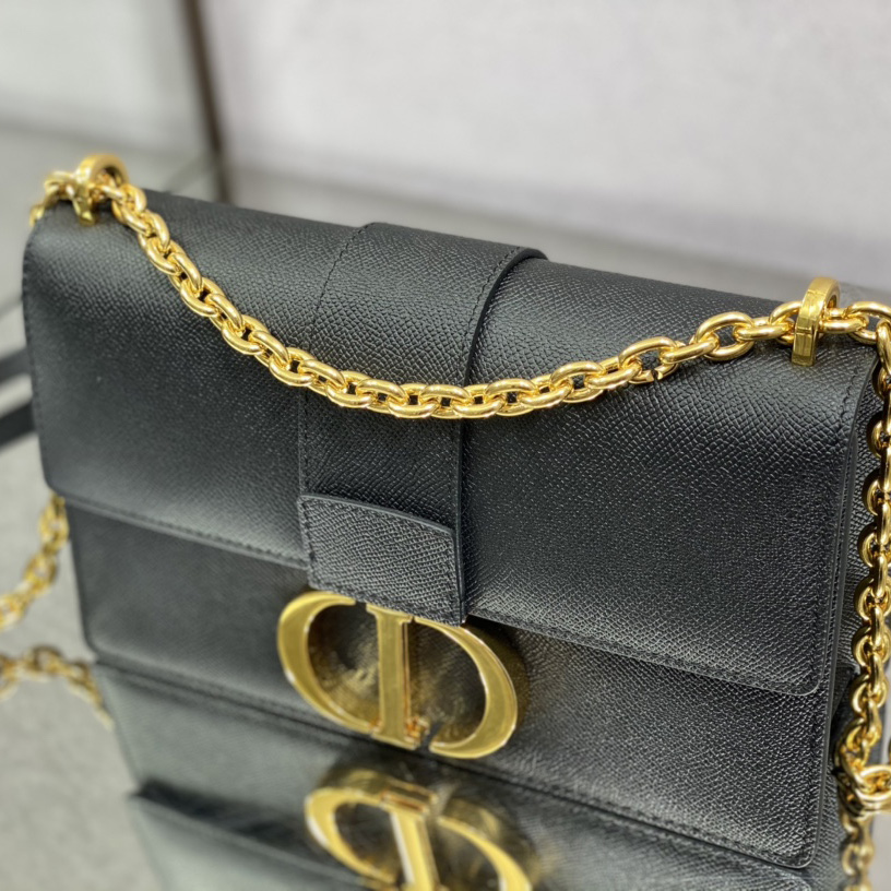 Dior Montaigne Bag With Chain  (25*7*15cm) - DopestKickz