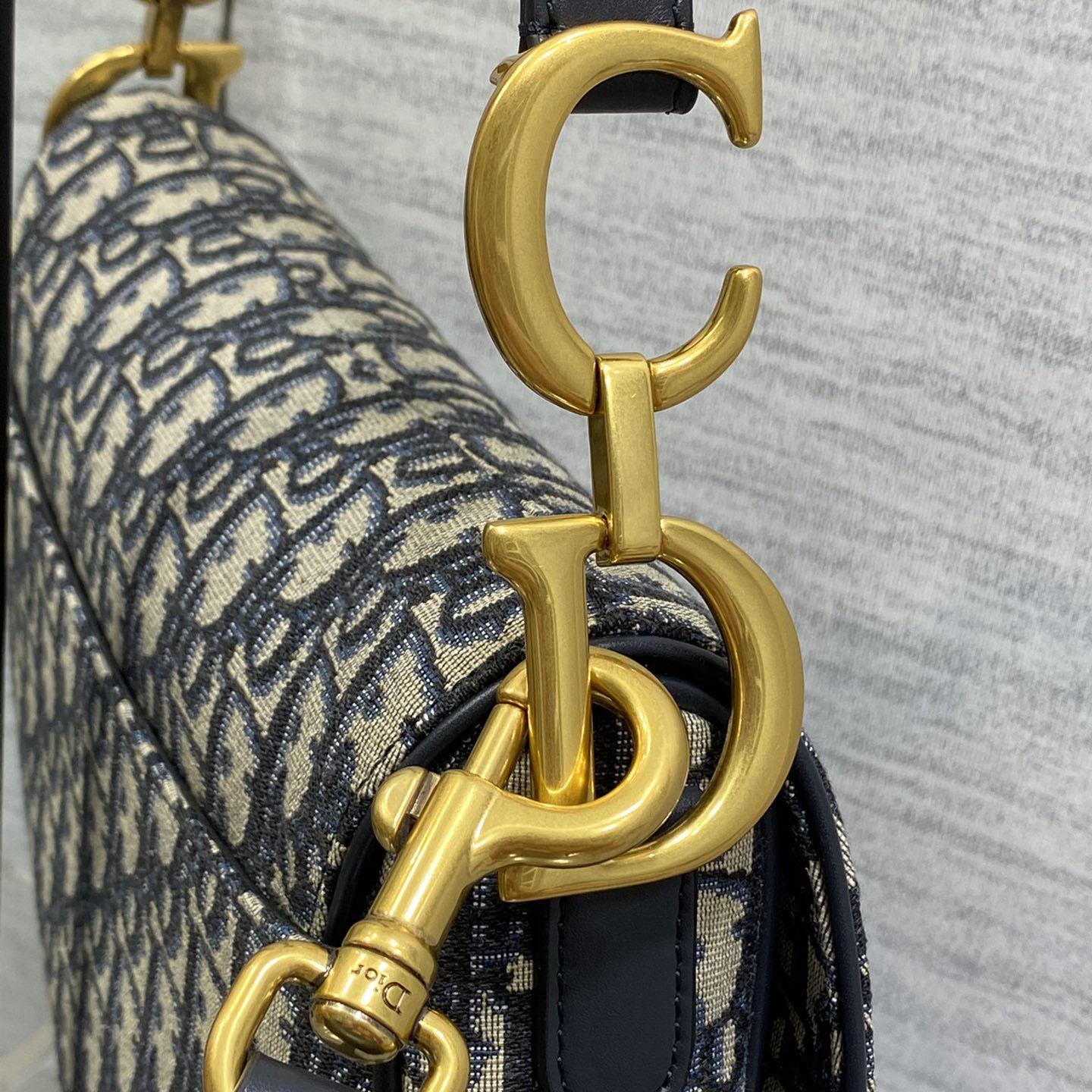 Dior Saddle Bag    24×6×18cm - DopestKickz