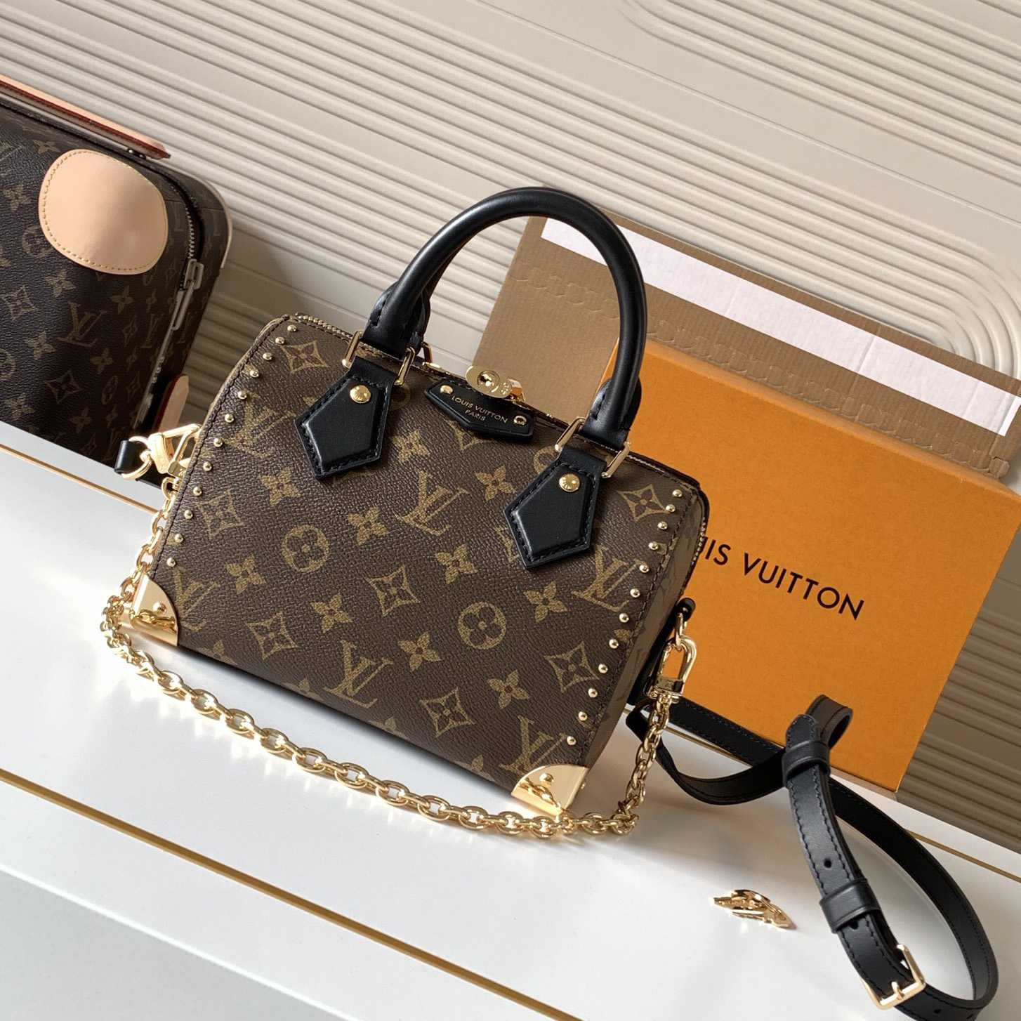 Louis Vuitton Speedy Trunk 20  M13146 - DopestKickz