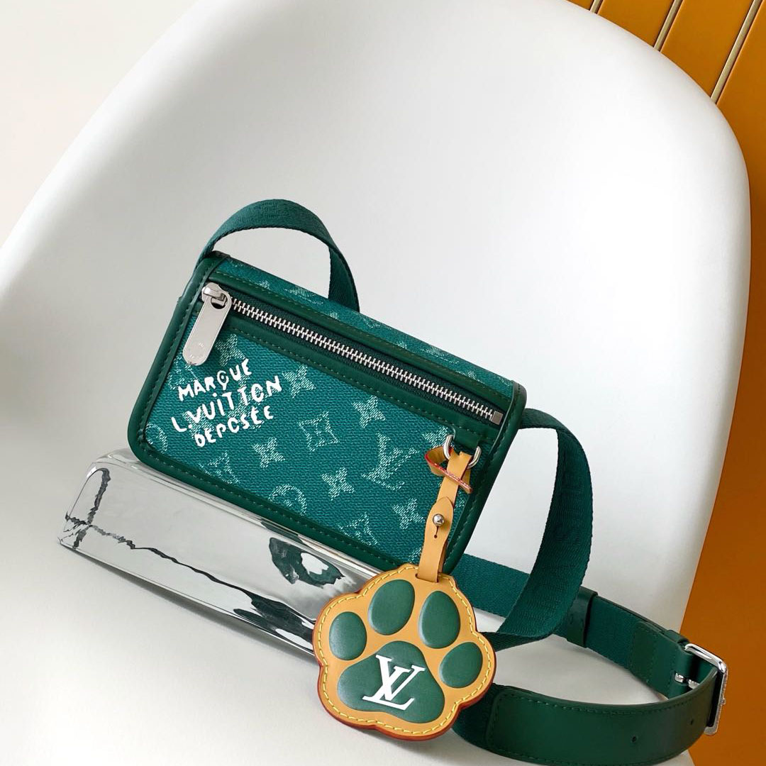 Louis Vuitton Bosphore Wearable Wallet   M12637 - DopestKickz