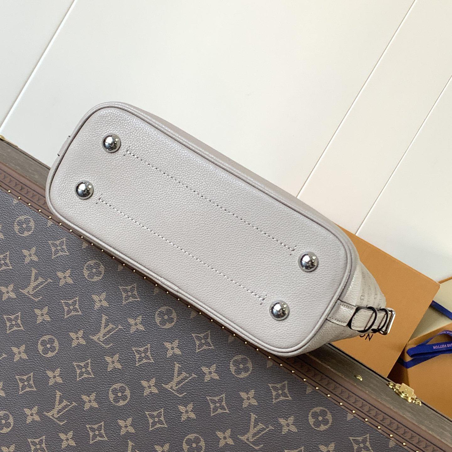 Louis Vuitton Flore  M12140 - DopestKickz