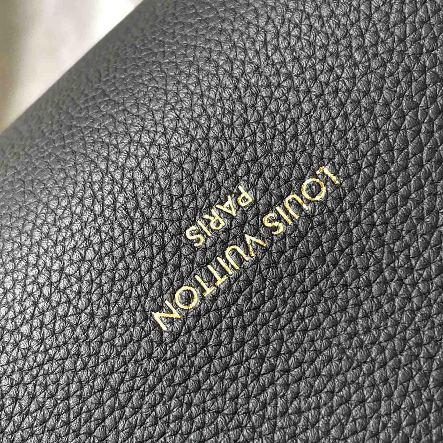 Louis Vuitton Low Key Cabas MM  M25341 - DopestKickz