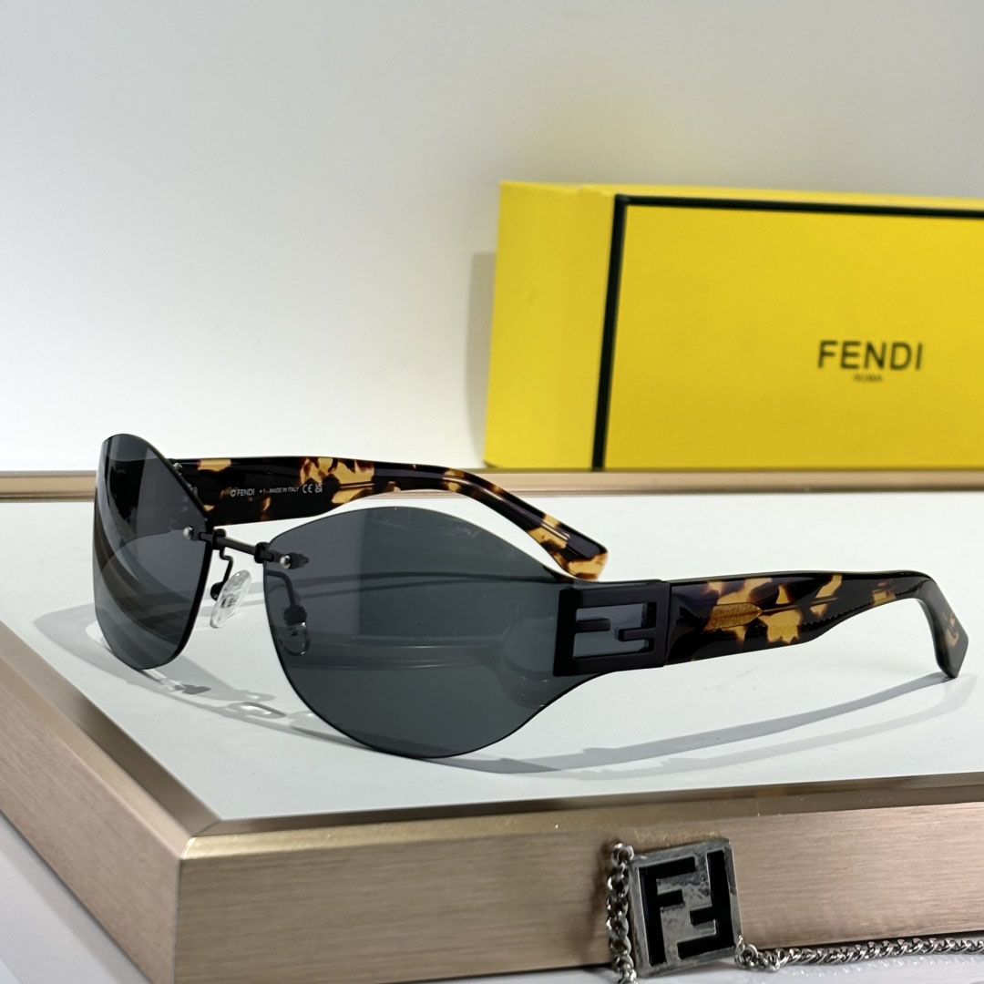Fendi FE40159U Sunglasses    - DopestKickz