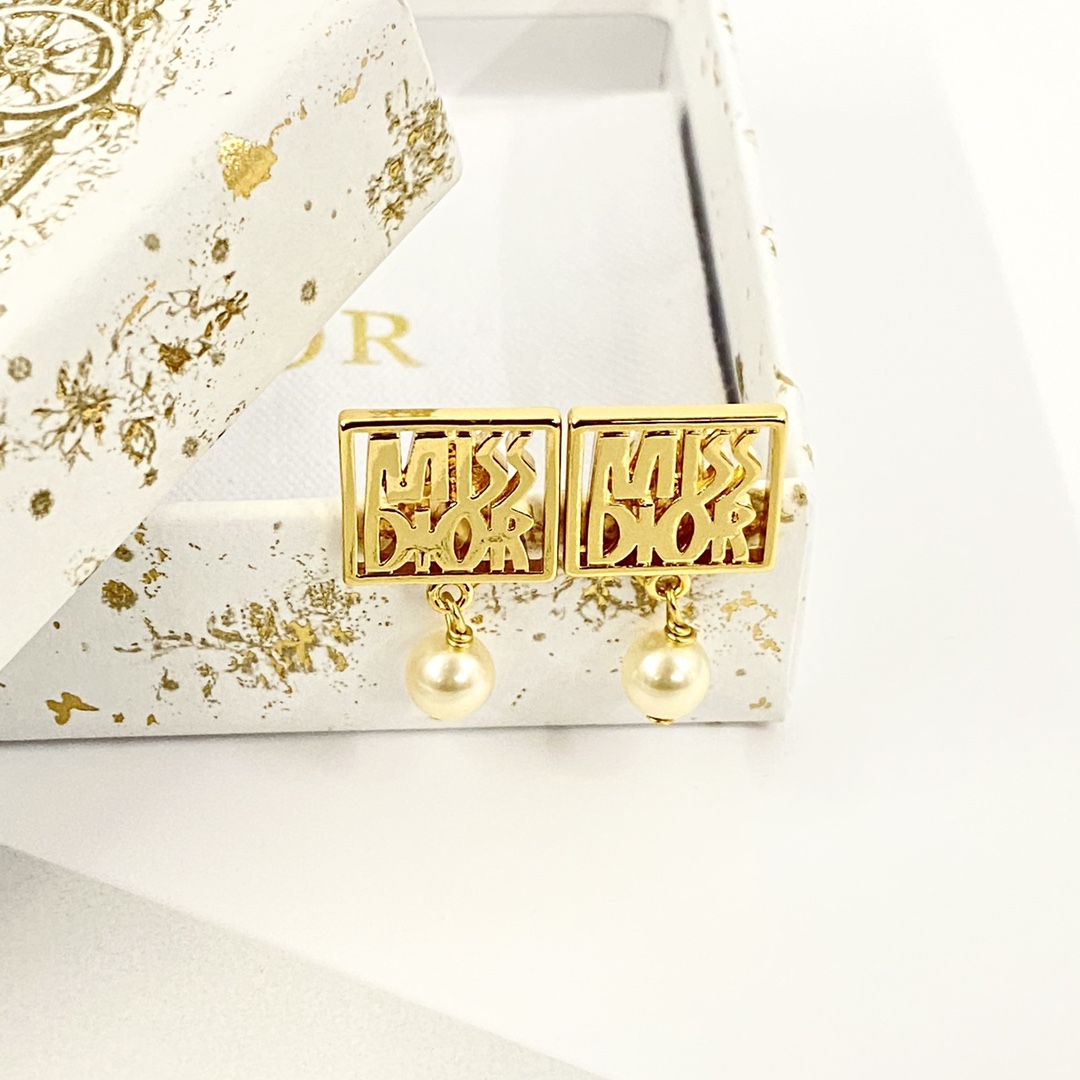 Dior Earrings - DopestKickz
