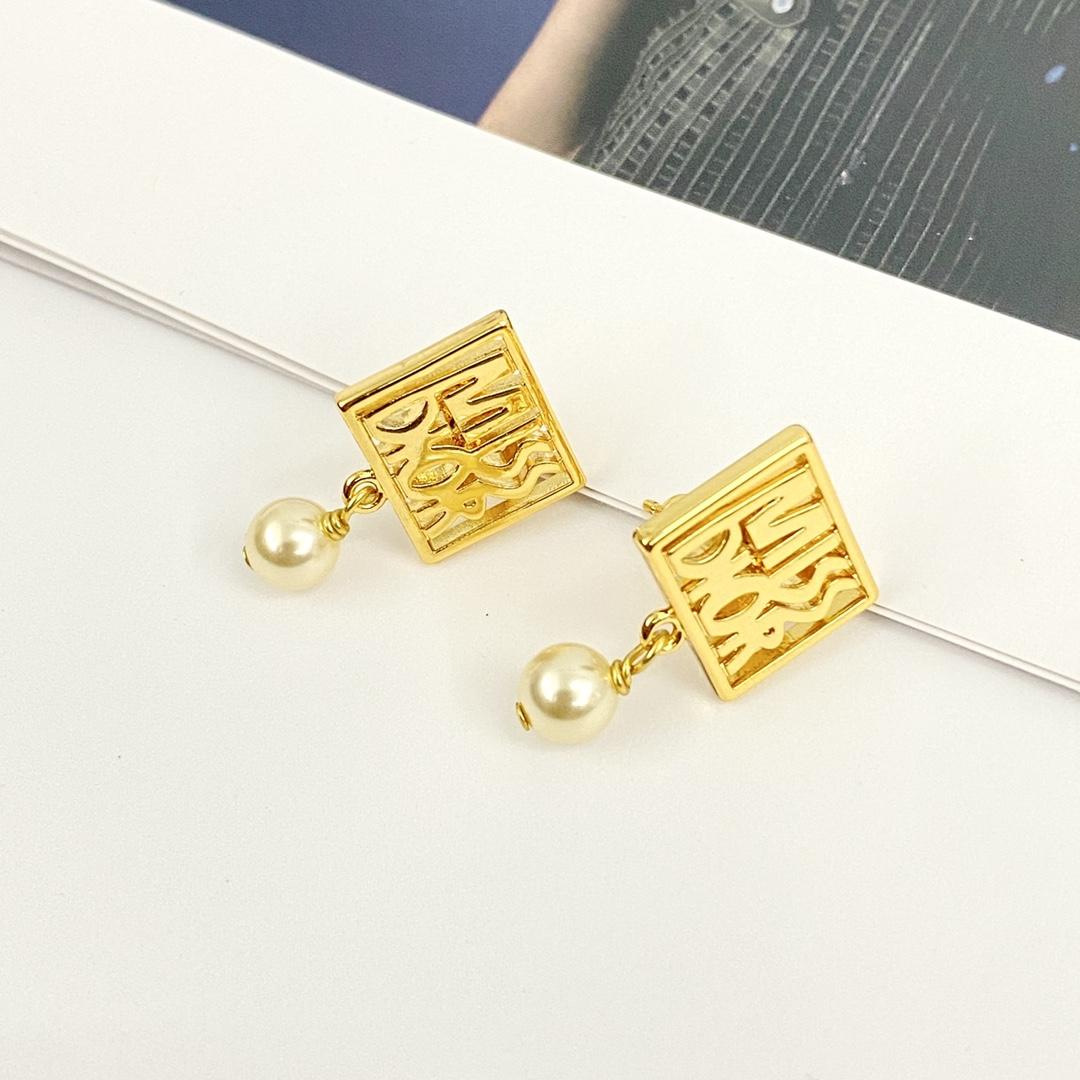 Dior Earrings - DopestKickz