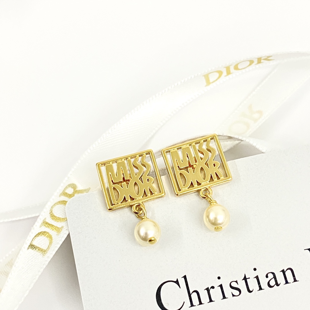 Dior Earrings - DopestKickz