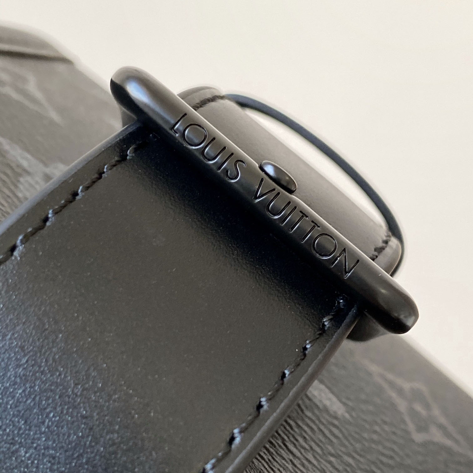 Louis Vuitton Bosphore Wearable Wallet   M12599 - DopestKickz