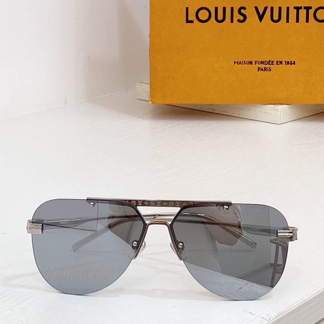 Louis Vuitton LV Ash Sunglasses  Z1262W - DopestKickz