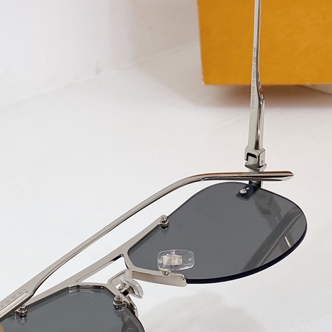 Louis Vuitton LV Ash Sunglasses  Z1262W - DopestKickz