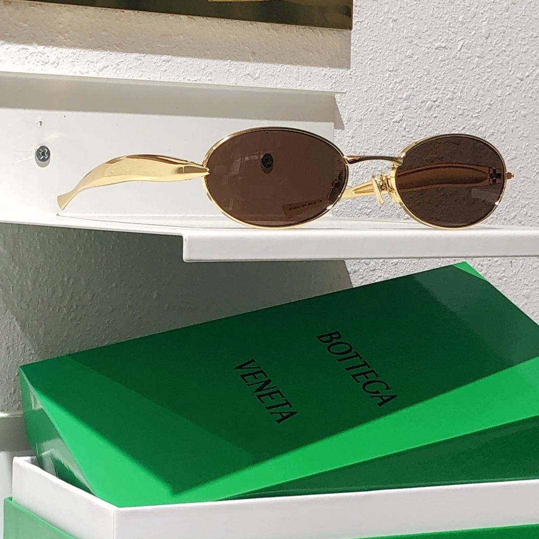 Bottega Veneta BV1386S Sunglasses    - DopestKickz