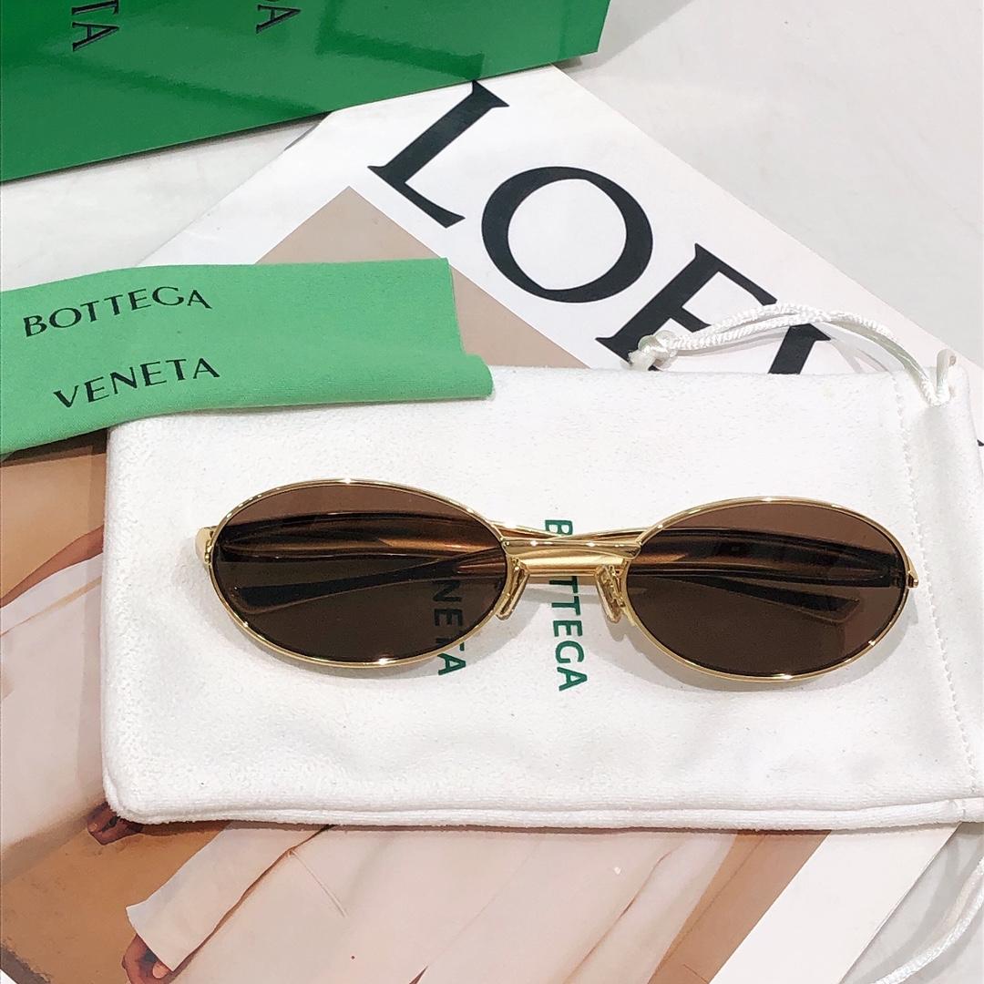 Bottega Veneta BV1386S Sunglasses    - DopestKickz