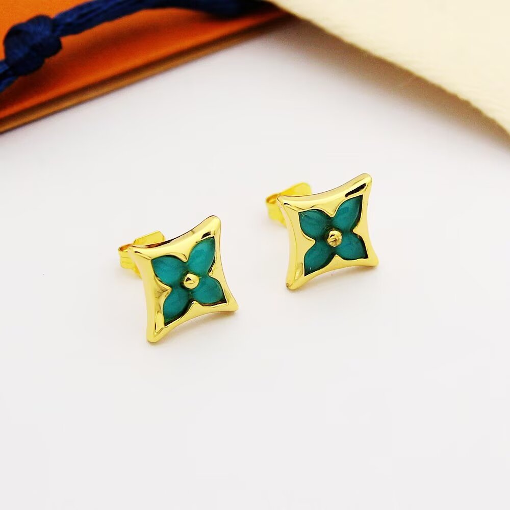 Louis Vuitton Earrings - DopestKickz
