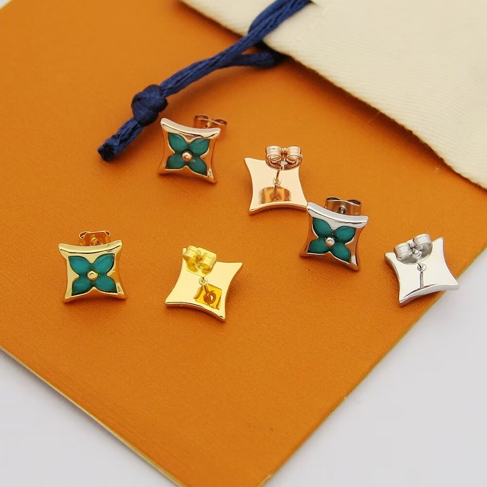 Louis Vuitton Earrings - DopestKickz