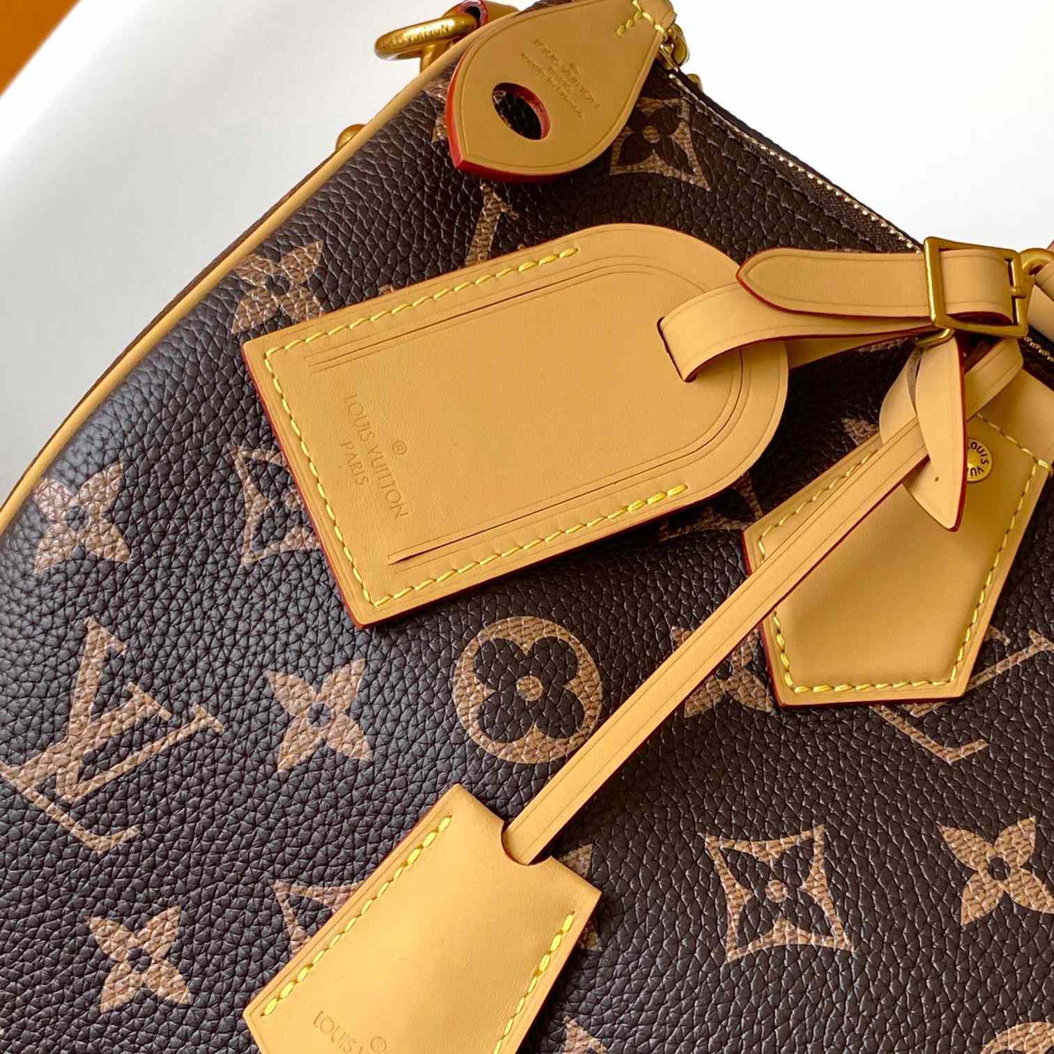 Louis Vuitton Speedy P9 Bandoulière 40  M24422 - DopestKickz