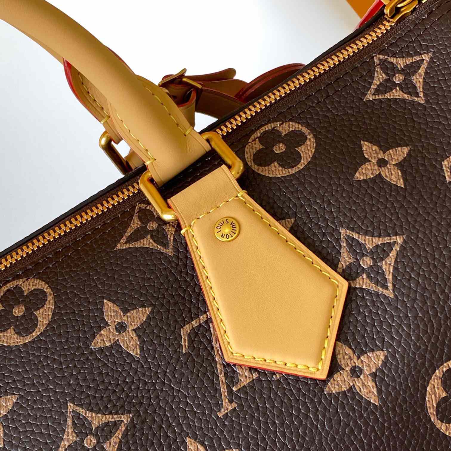 Louis Vuitton Speedy P9 Bandoulière 40  M24422 - DopestKickz