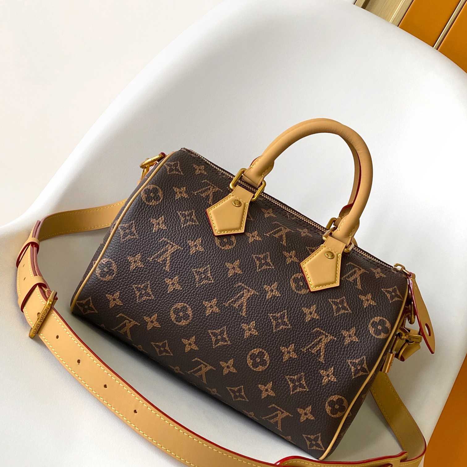 Louis Vuitton Speedy P9 Bandoulière 25   M24443 - DopestKickz