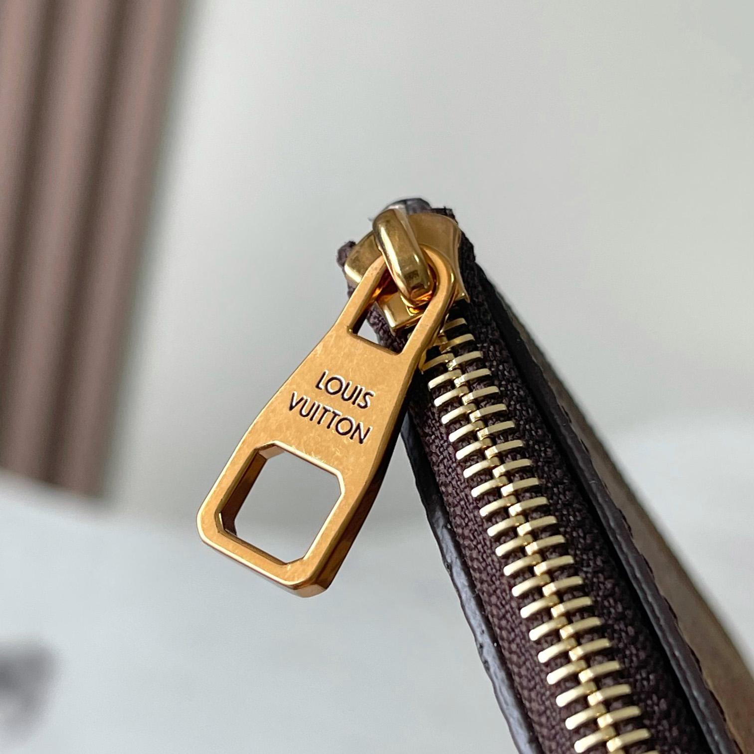 Louis Vuitton Low Key Hobo MM   M24988 - DopestKickz