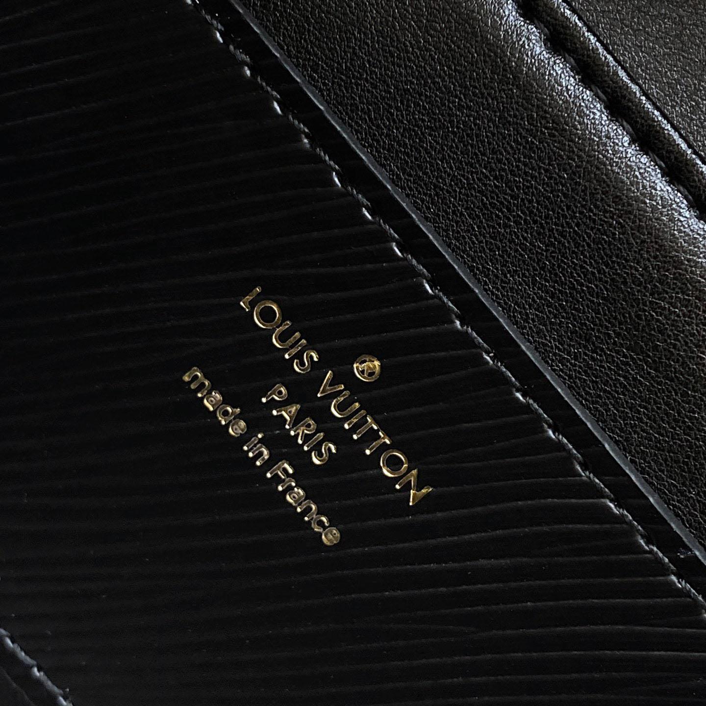 Louis Vuitton Twist West  M25336 - DopestKickz