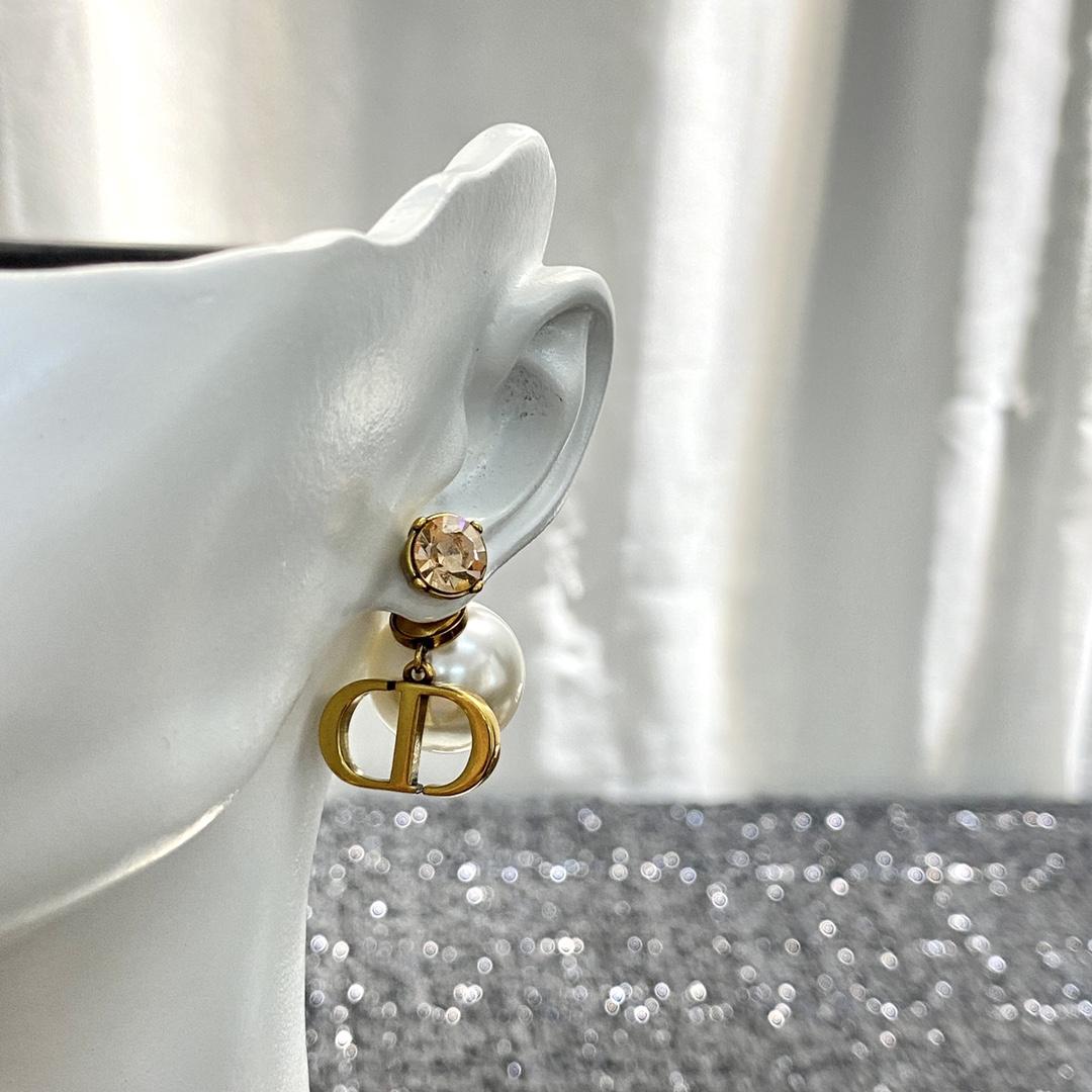Dior Earrings - DopestKickz