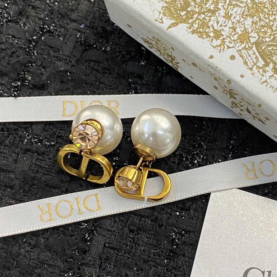 Dior Earrings - DopestKickz
