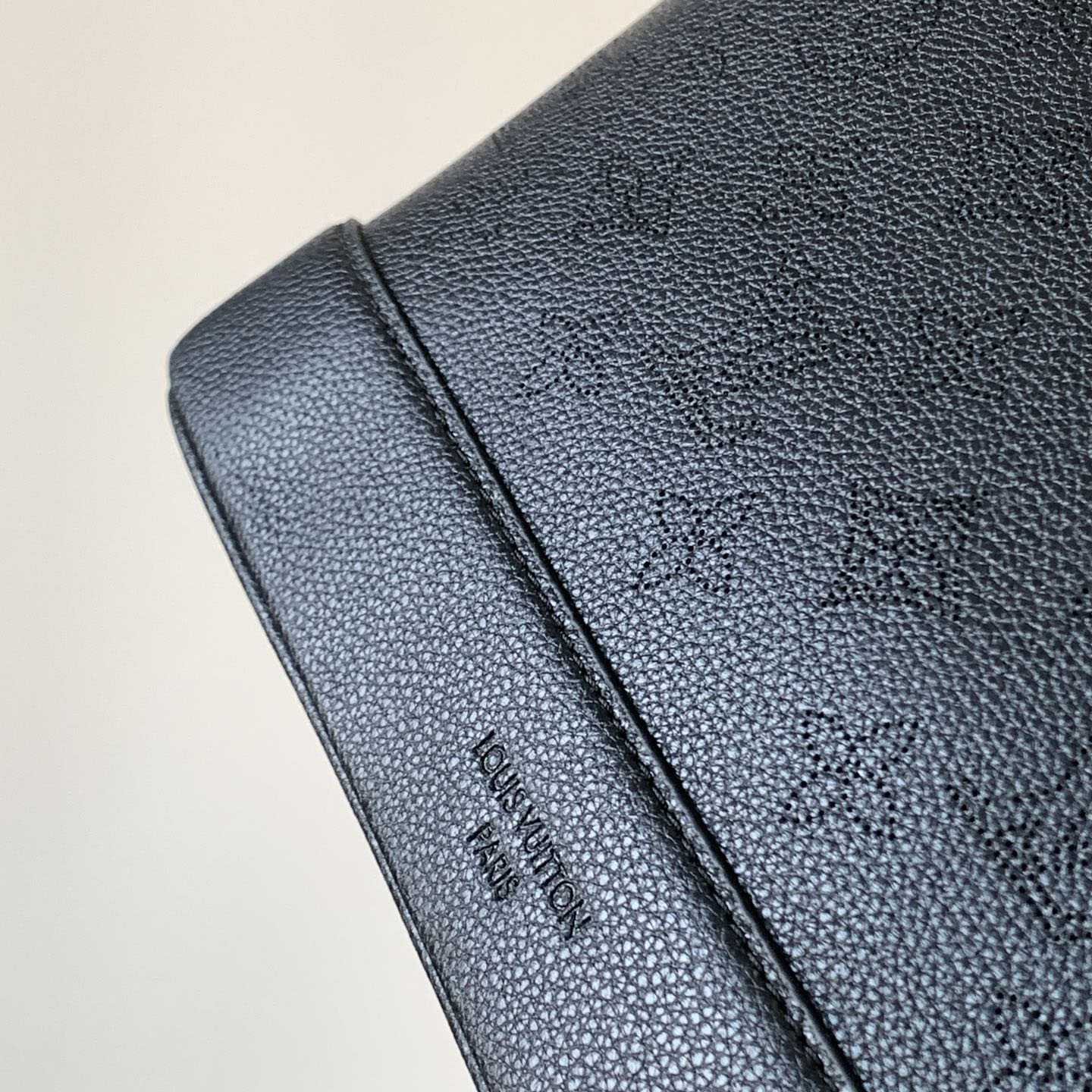 Louis Vuitton Flore  M12139 - DopestKickz