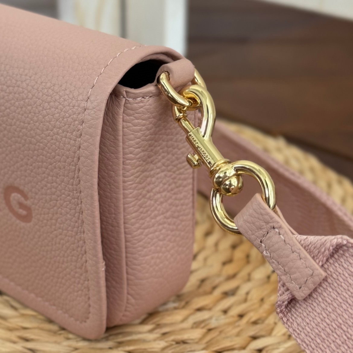 Marc Jacobs The Leather Mini Bag  （20*5*12cm） - DopestKickz