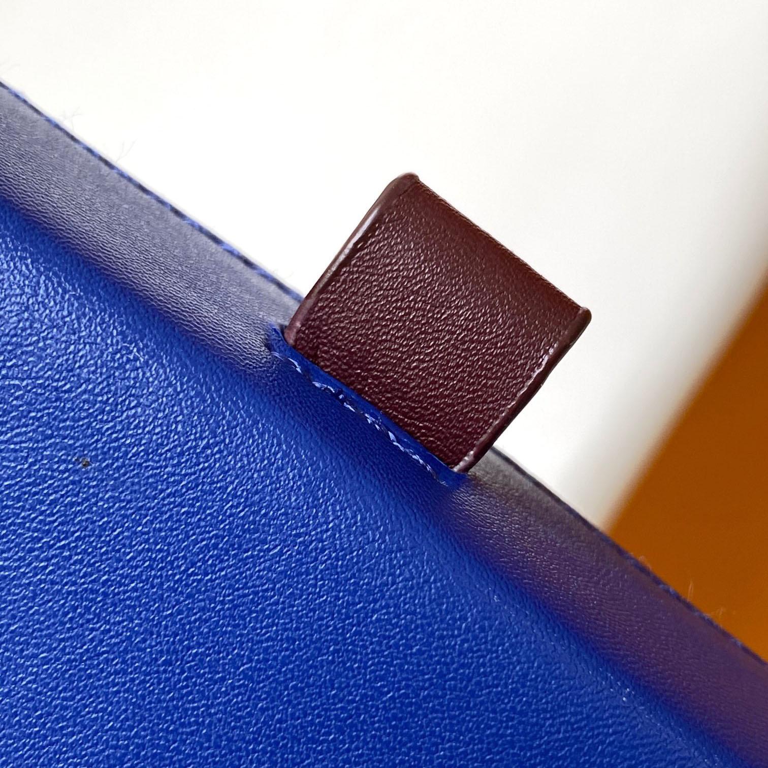 Louis Vuitton Shopper Clutch  M14028 - DopestKickz