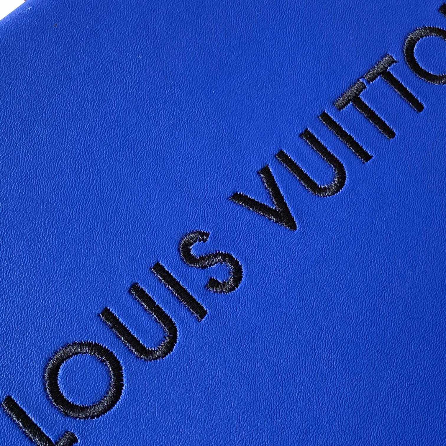 Louis Vuitton Shopper Clutch  M14028 - DopestKickz