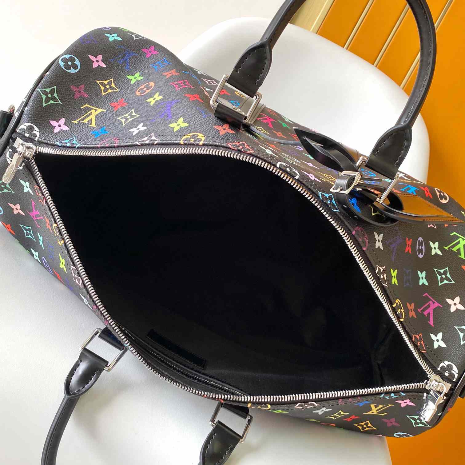 Louis Vuitton LV x TM Keepall Bandoulière 50  M13745 - DopestKickz