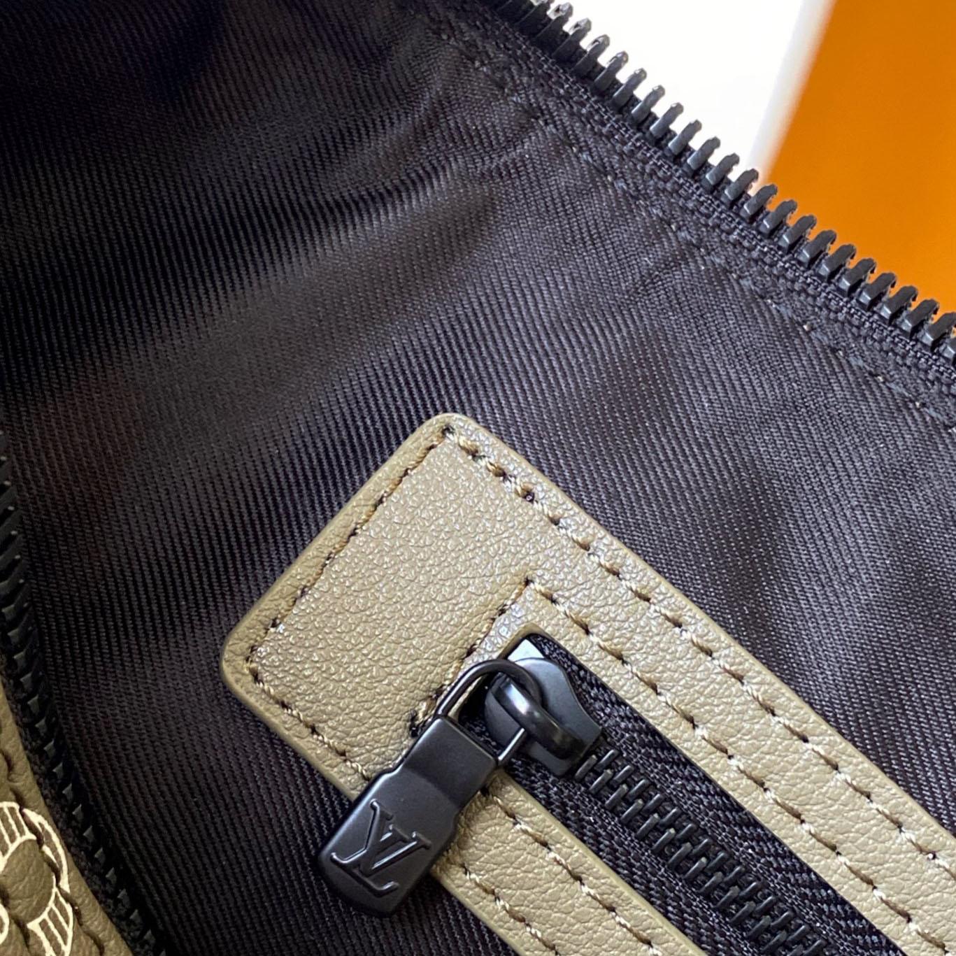 Louis Vuitton Keepall Bandoulière 50  M12504 - DopestKickz