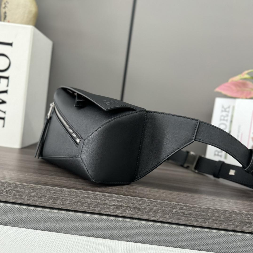 Loewe Small Puzzle Bumbag In Classic Calfskin - DopestKickz