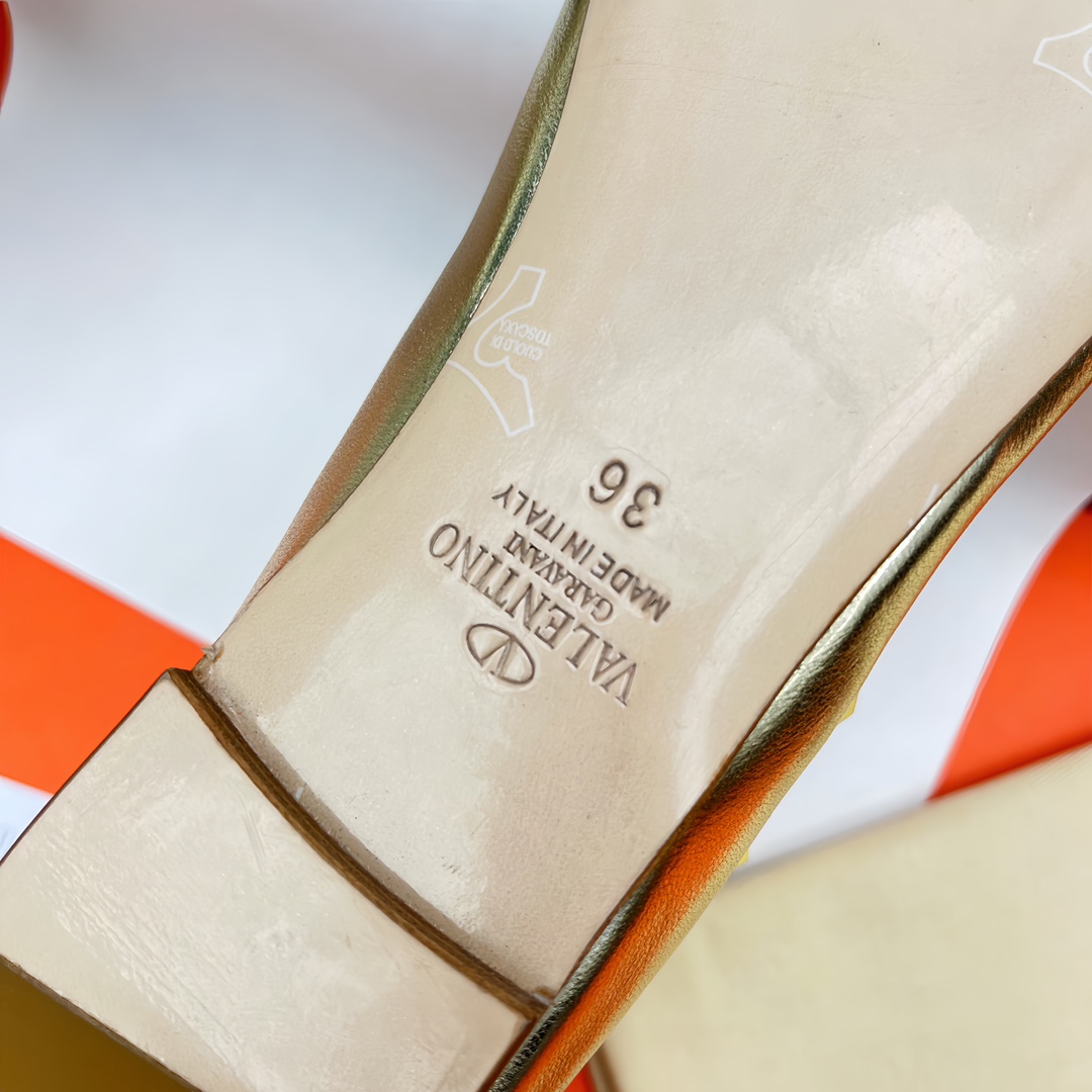 Valenti Rockstud Laminated Nappa Leather Ballerina - DopestKickz