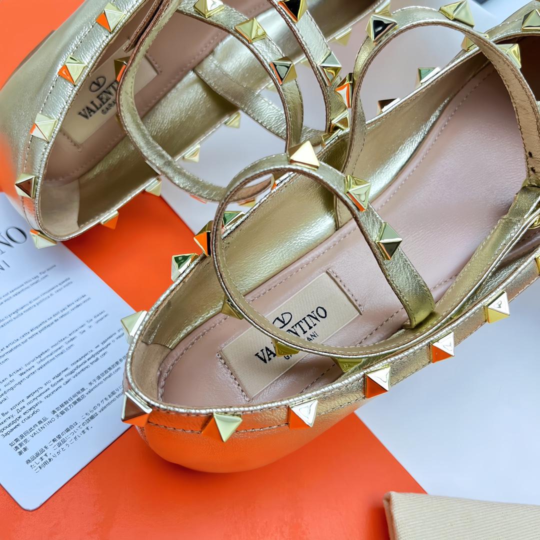 Valenti Rockstud Laminated Nappa Leather Ballerina - DopestKickz