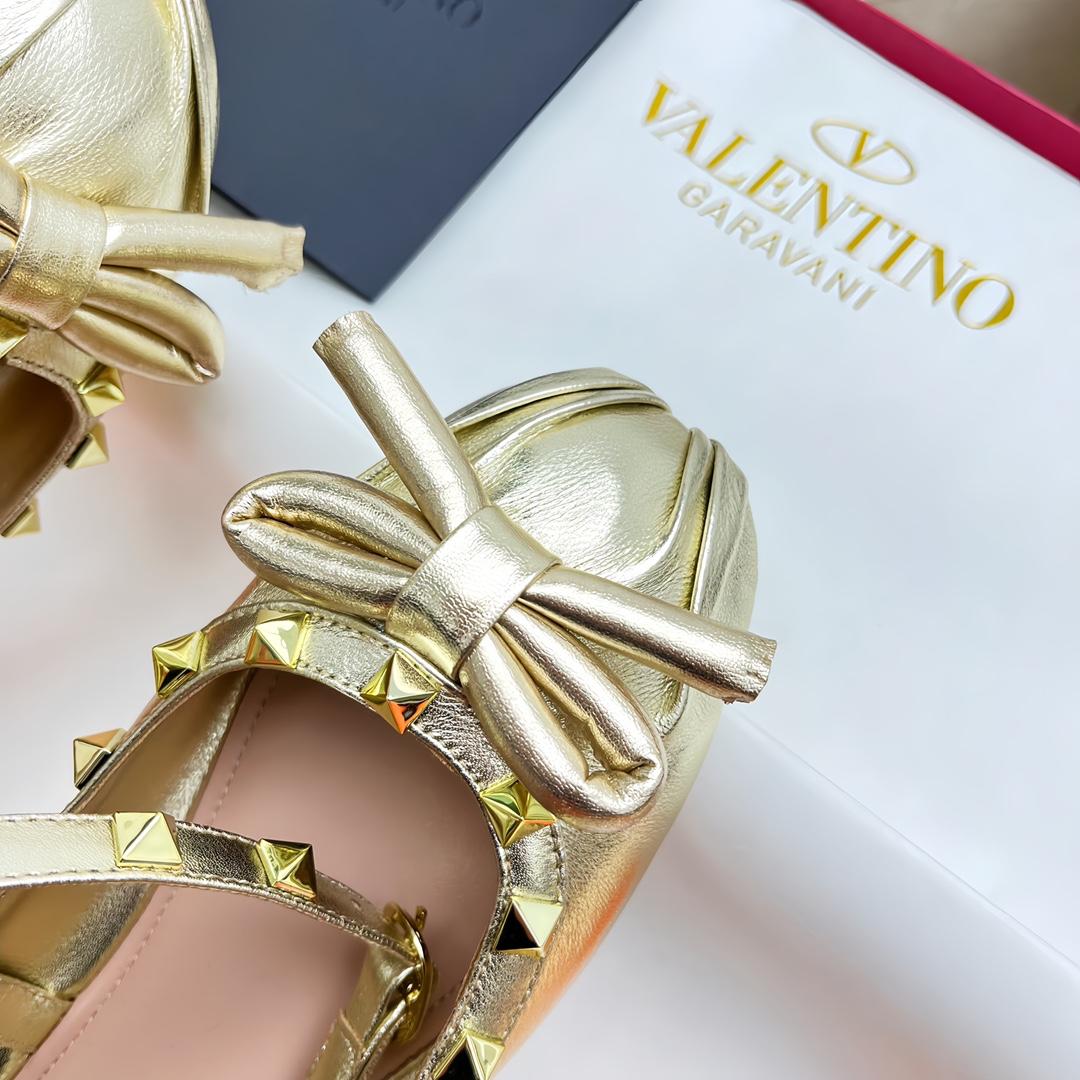Valenti Rockstud Laminated Nappa Leather Ballerina - DopestKickz