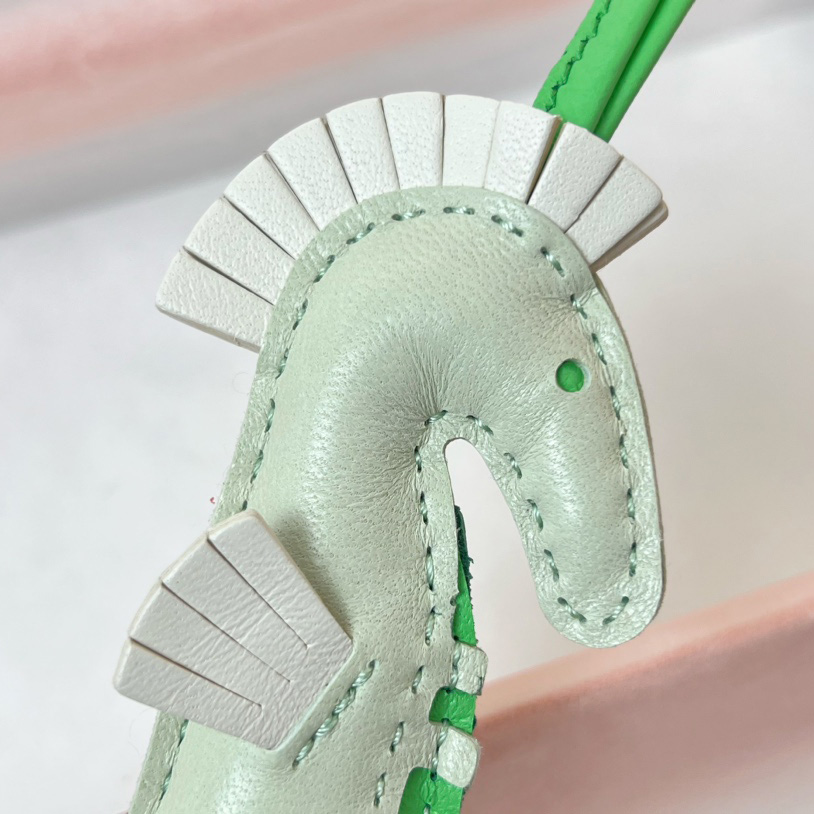 Hermes Seahorse Charm - DopestKickz