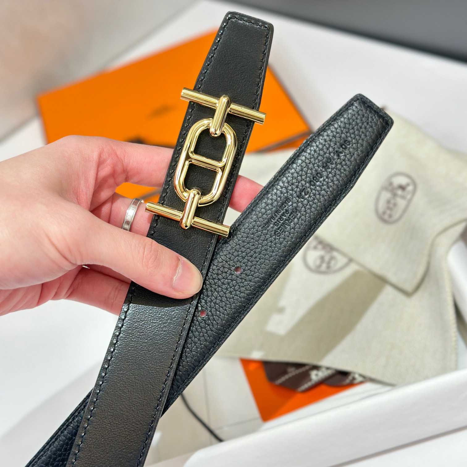 Hermes Ancre Buckle & Reversible Leather Strap 32mm - DopestKickz