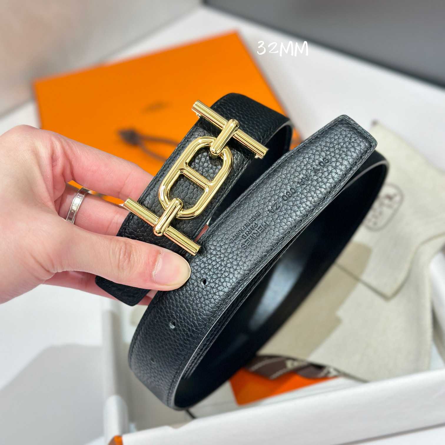Hermes Ancre Buckle & Reversible Leather Strap 32mm - DopestKickz