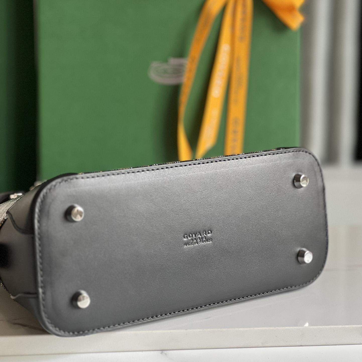 Goyard Vendôme Mini Bag  - DopestKickz