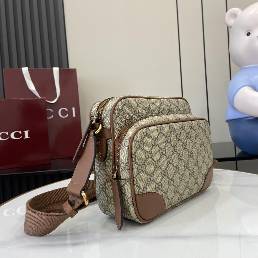 Gucci GG Emblem Medium Crossbody Bag - DopestKickz