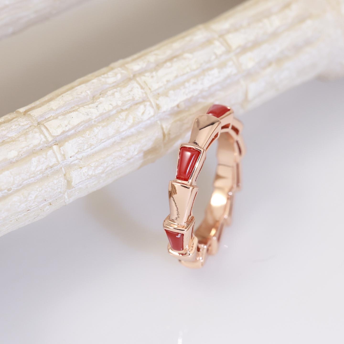 Bvlgari Ring - DopestKickz